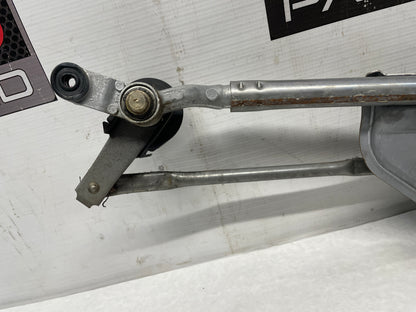 2013 Chevy Camaro ZL1 Windshield Wiper Linkage w/ Motor - Day's Parts Yard
