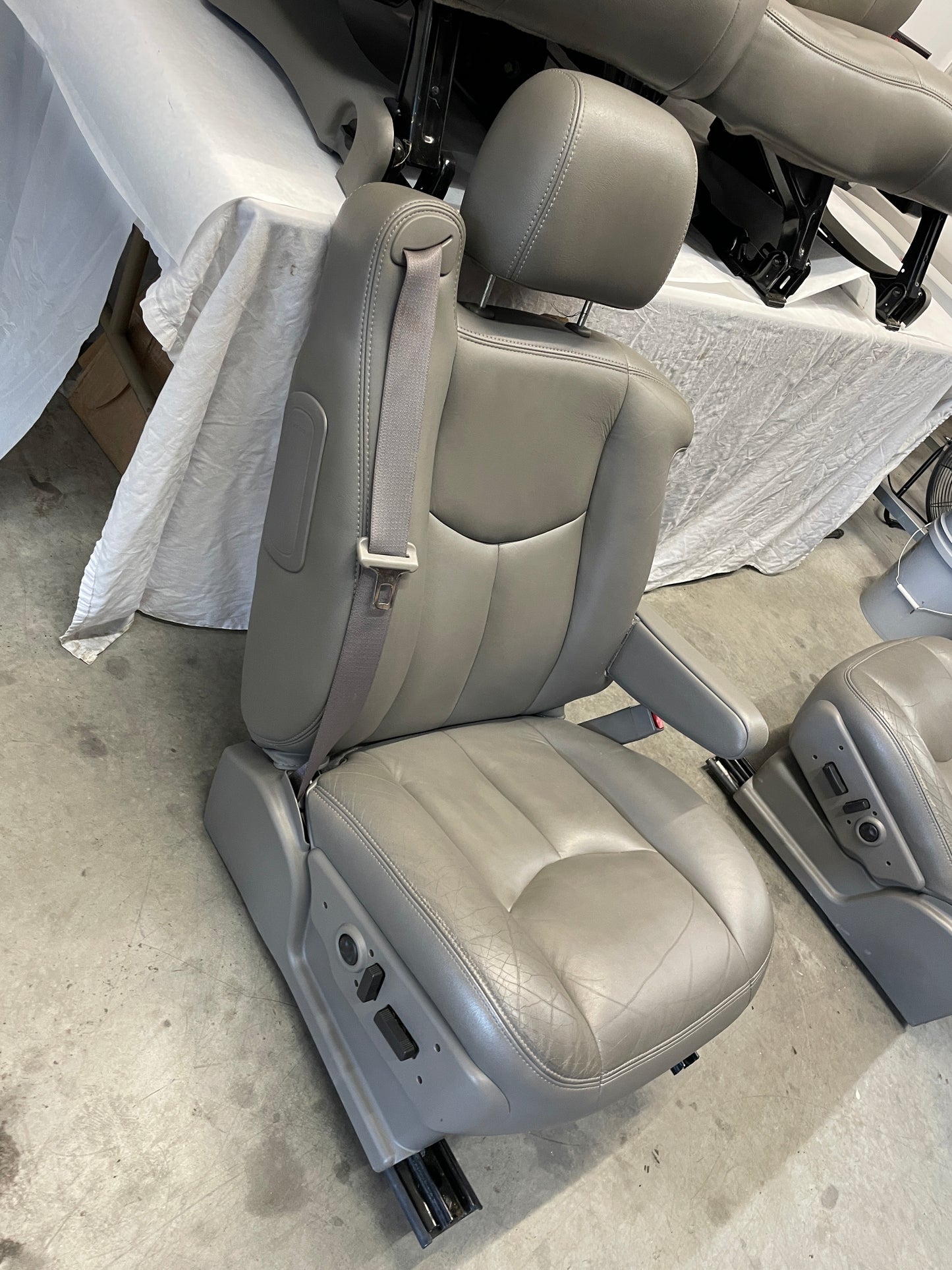 2005 Chevy Avalanche Seats Front and Rear Gray Grey Leather OEM - Day's Parts Yard