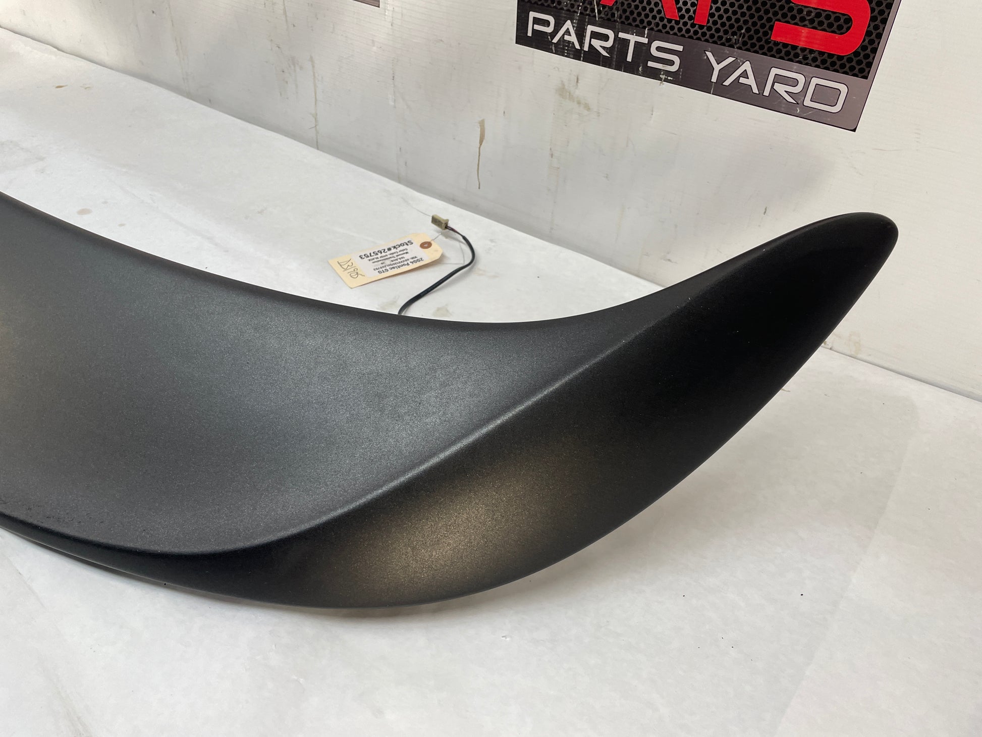 2004 Pontiac GTO Trunk Deck Lid Spoiler Wing OEM - Day's Parts Yard