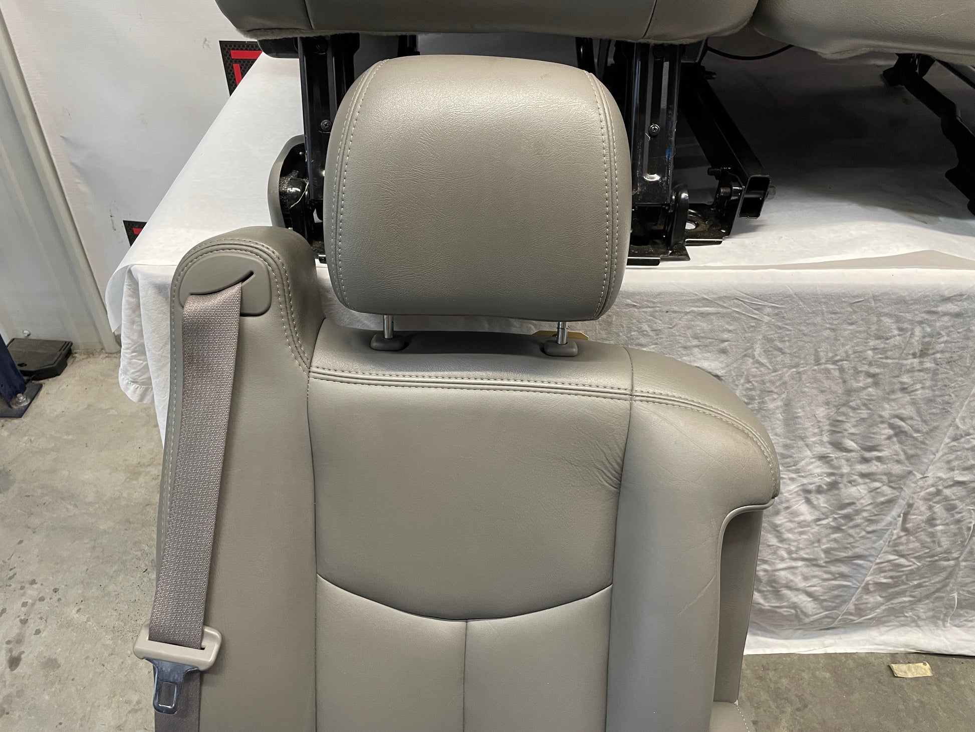 2005 Chevy Avalanche Seats Front and Rear Gray Grey Leather OEM - Day's Parts Yard