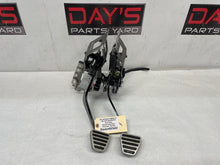 2013 Chevy Camaro ZL1 Manual Transmission Pedal Set Brake & Clutch Assembly OEM - Day's Parts Yard