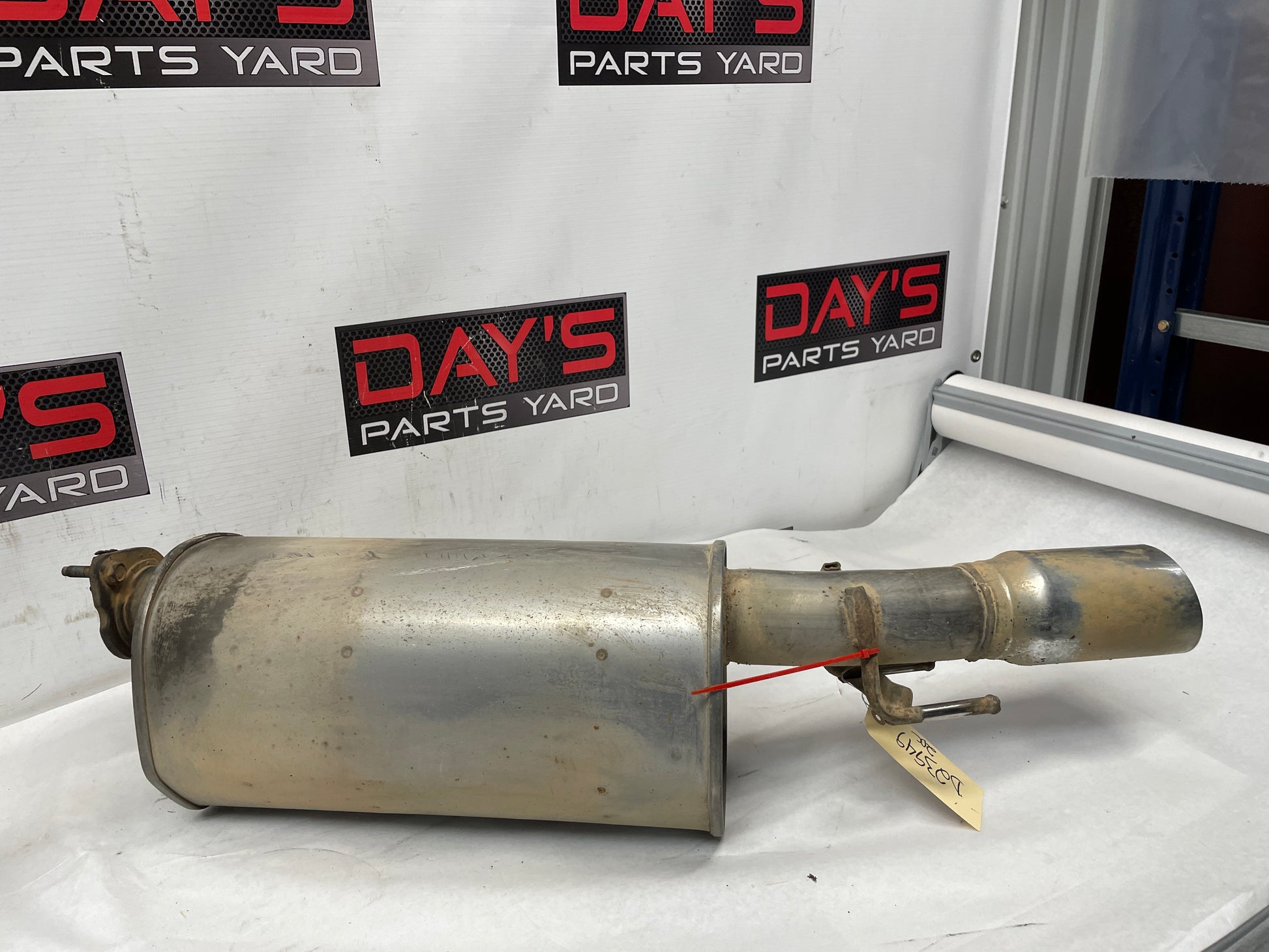 2006 Pontiac GTO RH & LH Axle Back Exhaust Mufflers Factory OEM - Day's Parts Yard