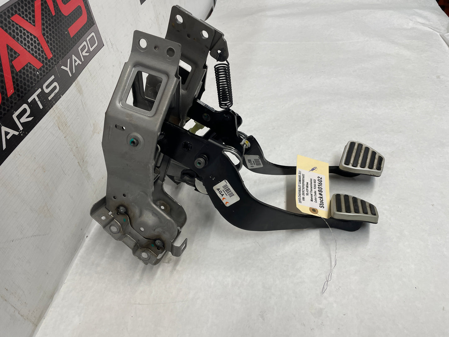 2013 Chevy Camaro ZL1 Manual Transmission Pedal Set Brake & Clutch Assembly OEM - Day's Parts Yard