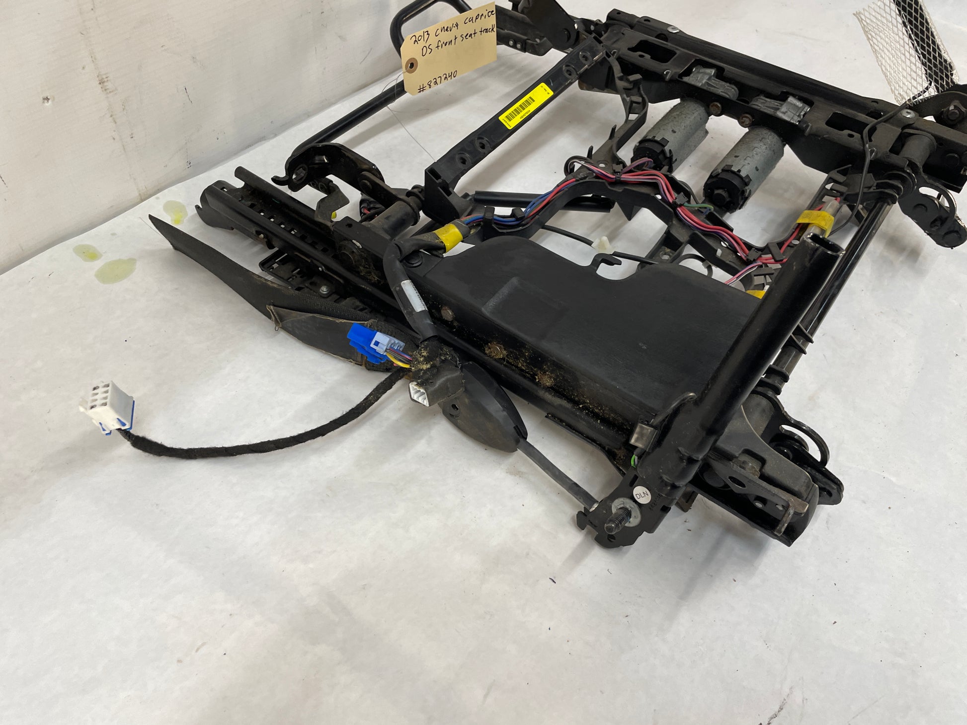 2013 Chevy Caprice PPV LH Driver Front Seat Track Electric Frame Adjuster Motor Assembly OEM - Day's Parts Yard