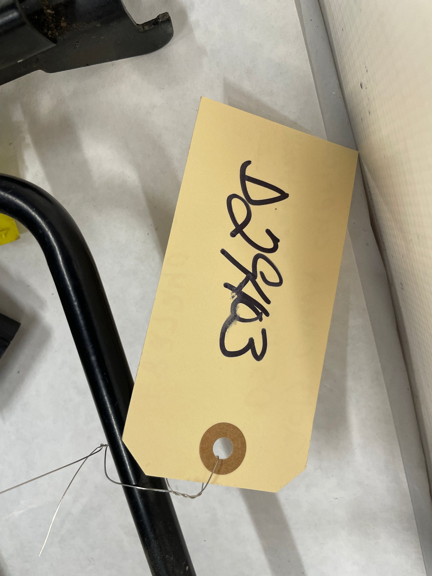 2013 Chevy Caprice PPV LH Driver Front Seat Track Electric Frame Adjuster Motor Assembly OEM - Day's Parts Yard
