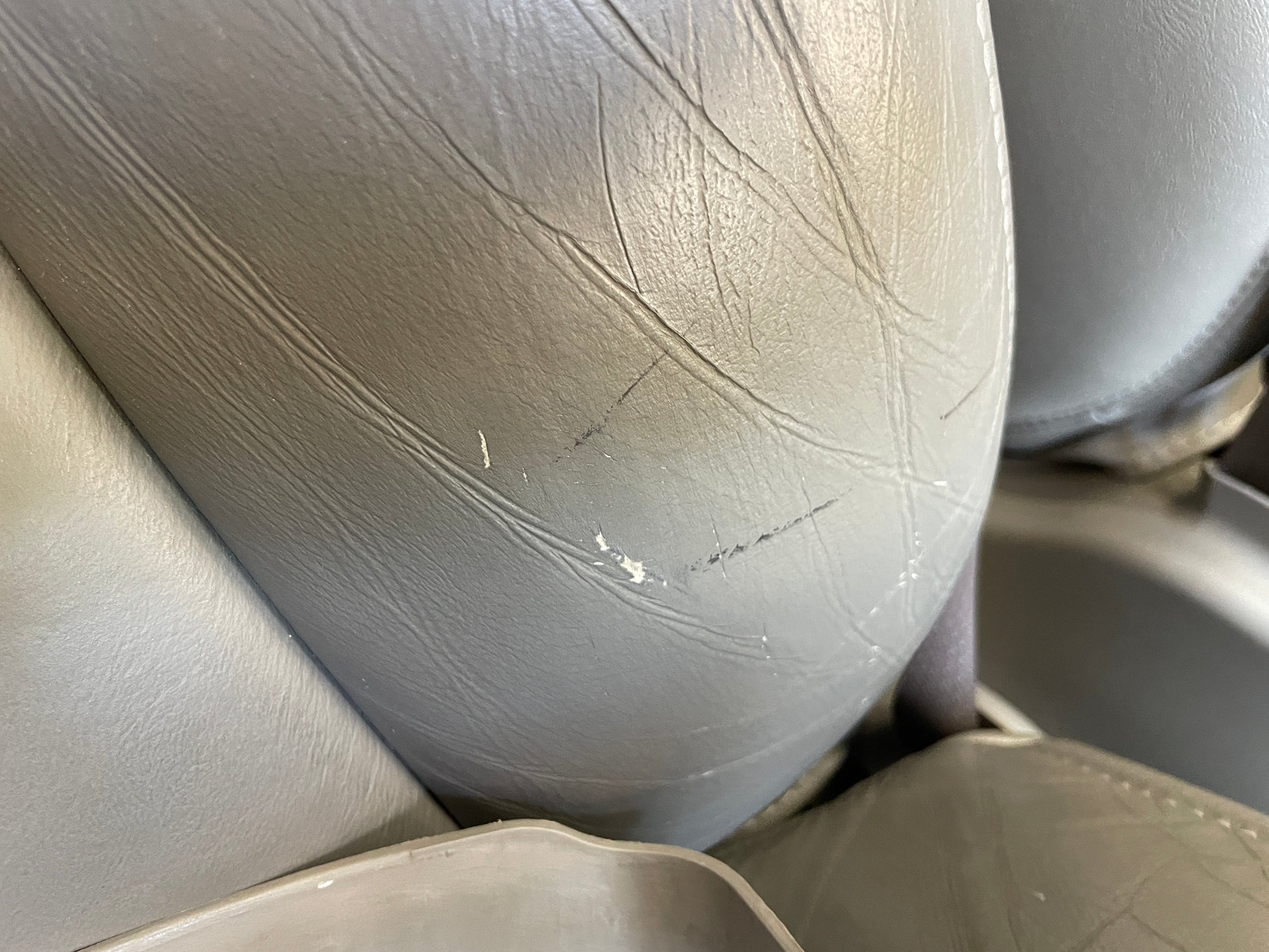 2005 Chevy Avalanche Seats Front and Rear Gray Grey Leather OEM - Day's Parts Yard