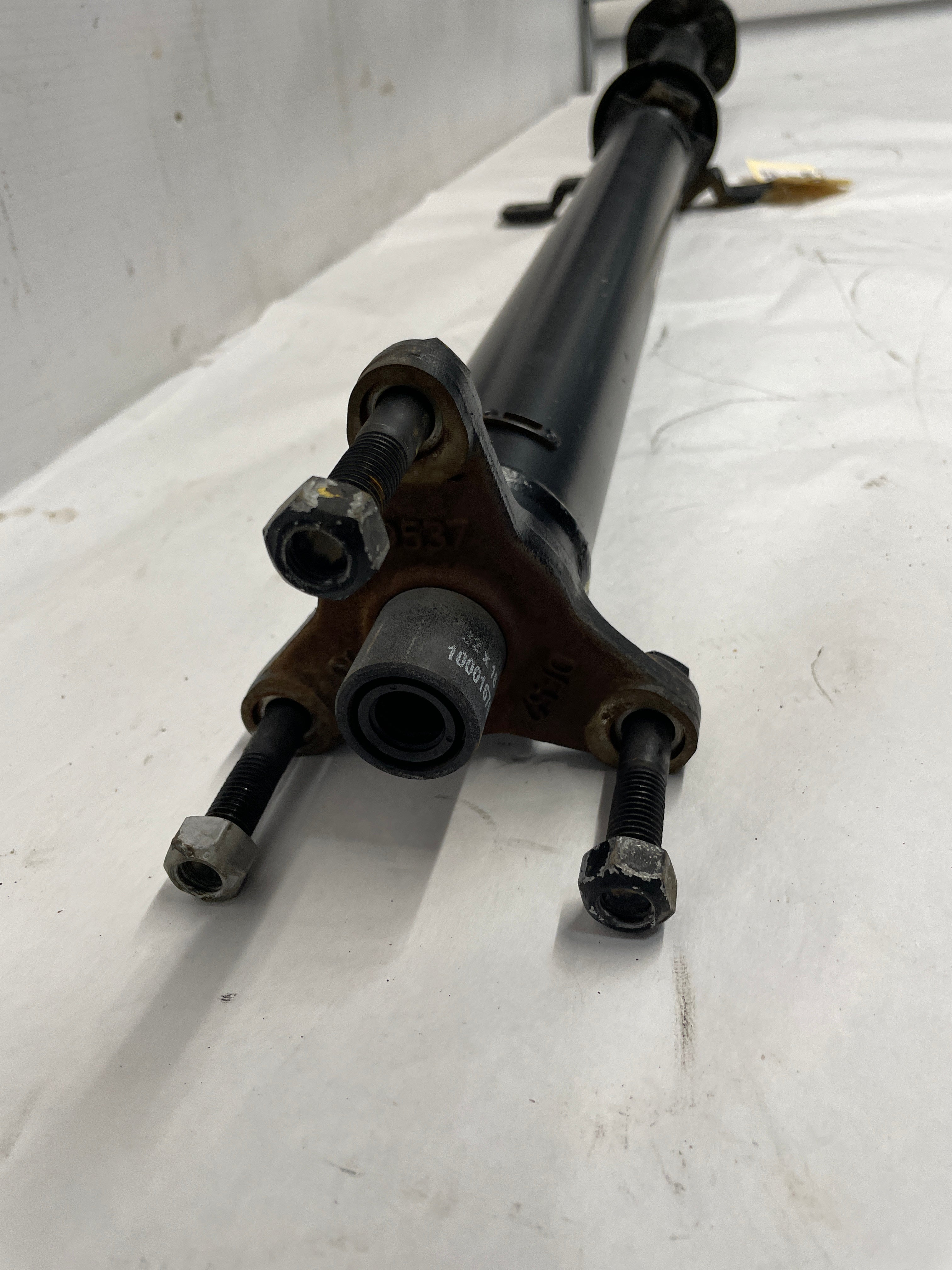 2006 Pontiac GTO Drive Shaft Driveshaft OEM | Day's Parts Yard