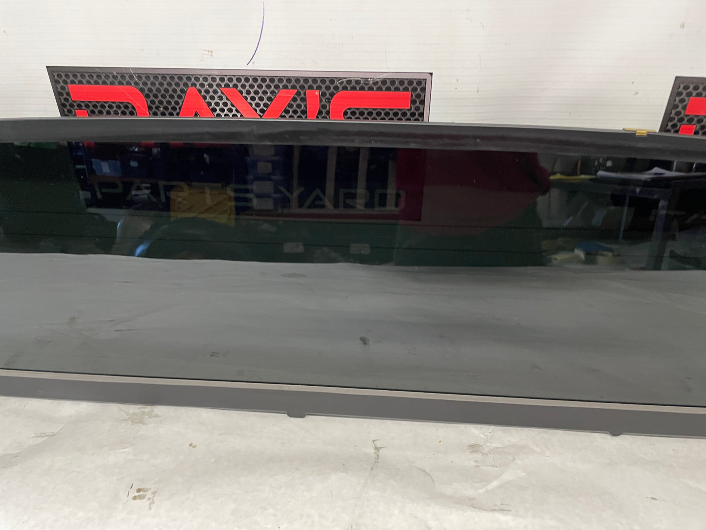 2005 Chevy Avalanche Rear Back Window Glass Heated OEM - Day's Parts Yard