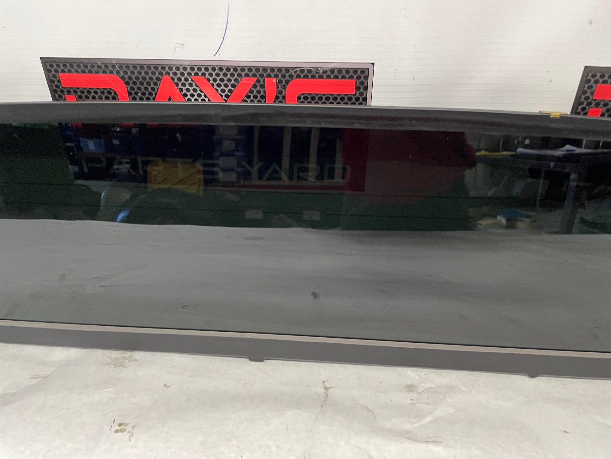 2005 Chevy Avalanche Rear Back Window Glass Heated OEM - Day's Parts Yard