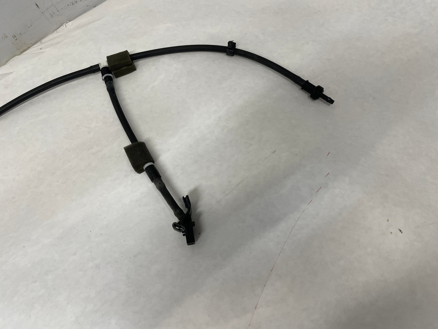 2015 Chevy SS Sedan Windshield Washer Nozzle Sprayer OEM - Day's Parts Yard