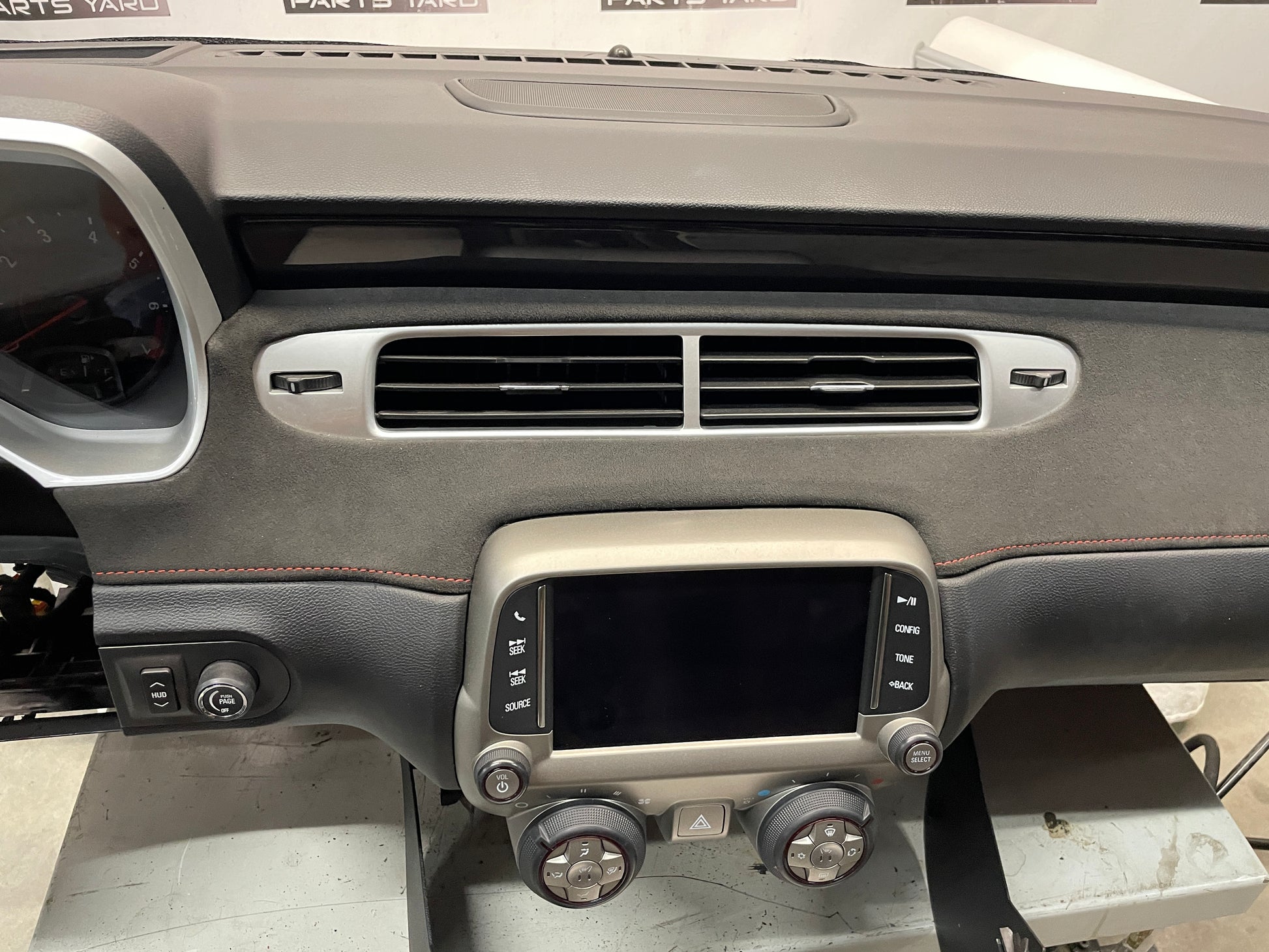 2013 Chevy Camaro ZL1 Dash w/ Center Console OEM - Day's Parts Yard