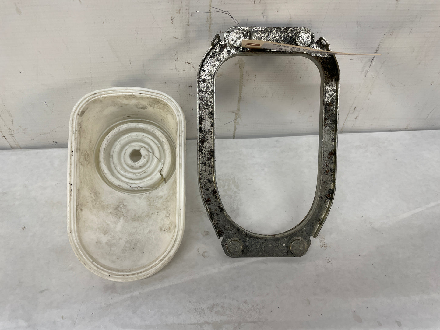 2005 Pontiac GTO Manual Shifter Boot Ring Insulator Bracket w/ White Boot OEM - Day's Parts Yard