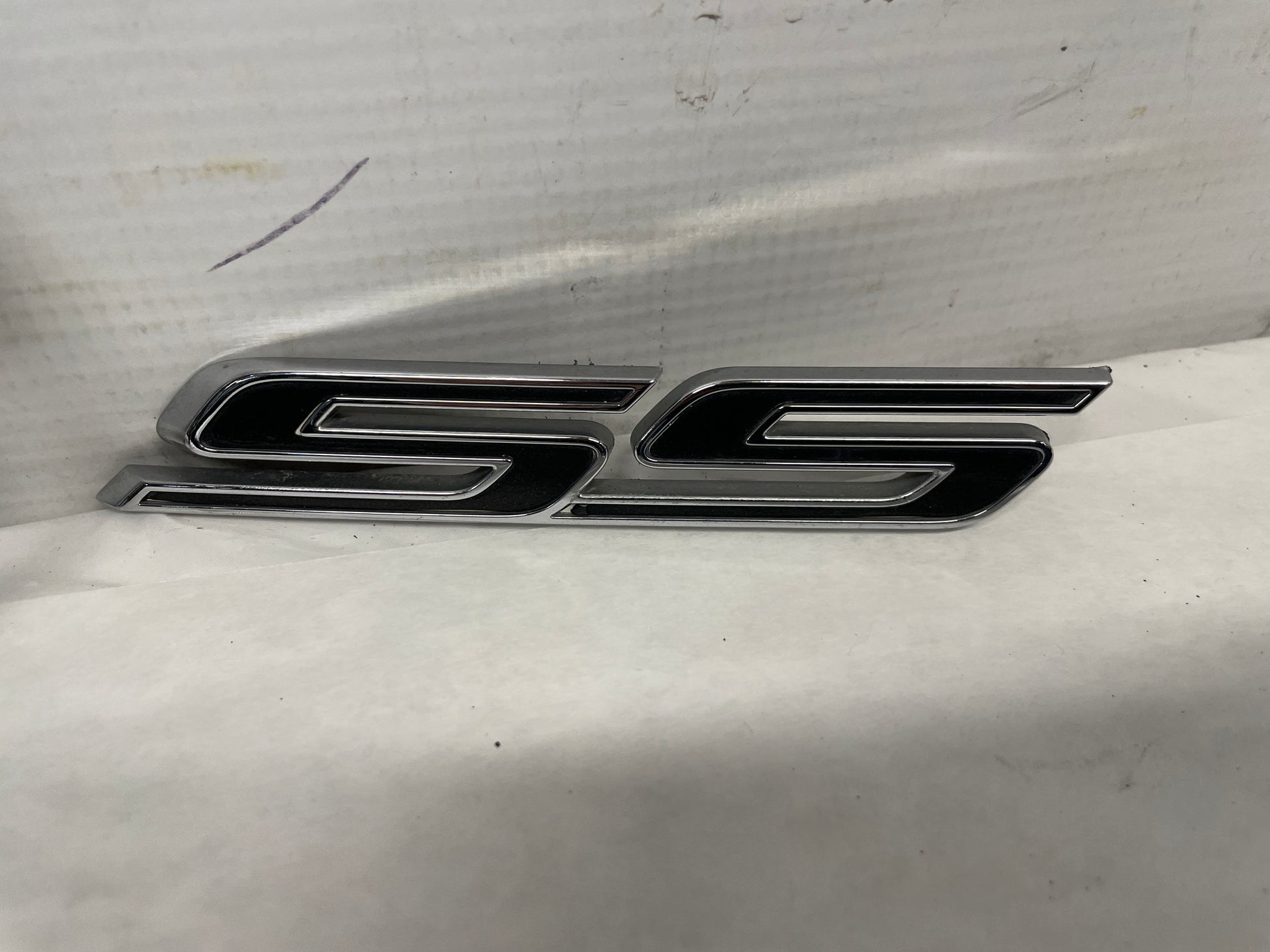 2015 Chevy SS Sedan Holden Trunk Emblems OEM - Day's Parts Yard