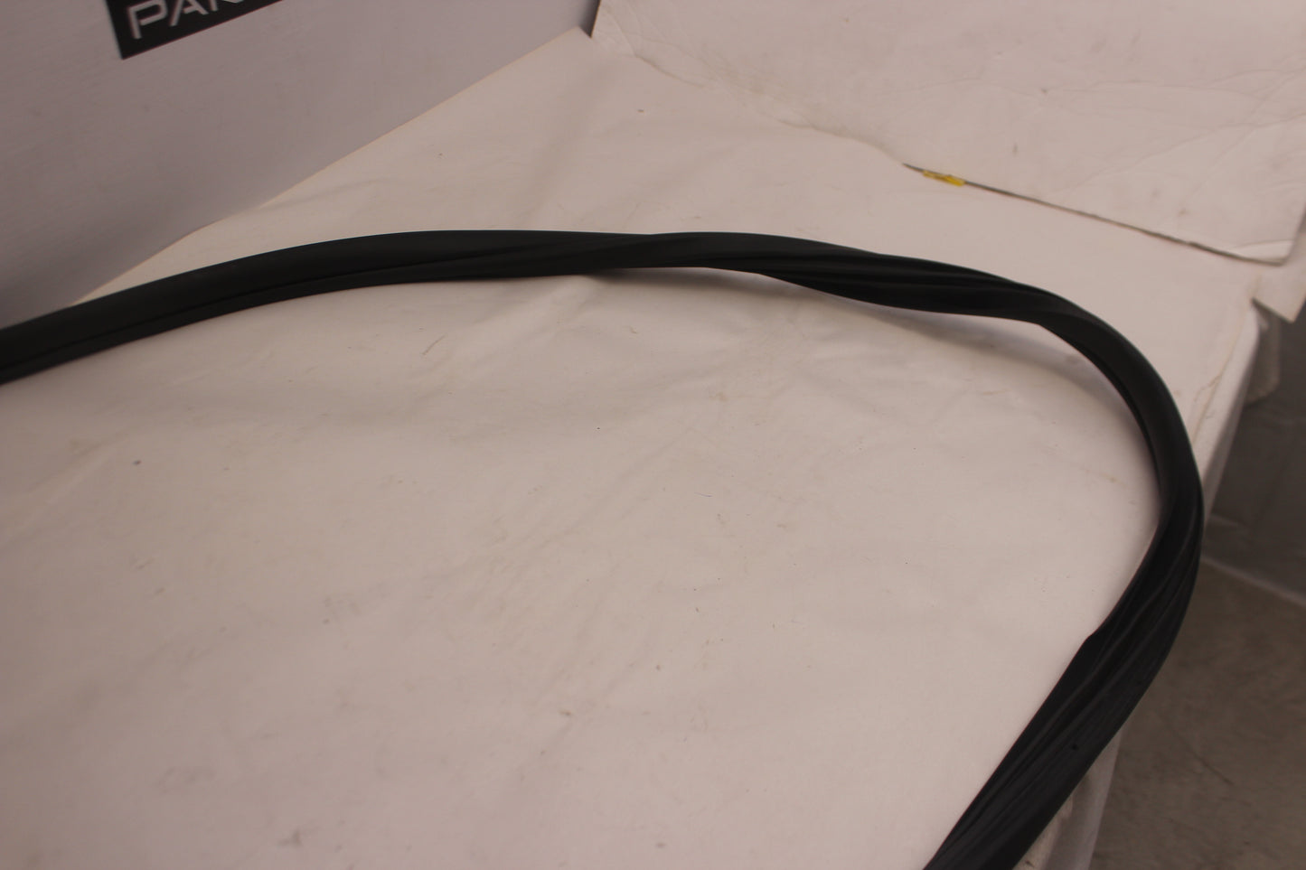 2015 Chevy SS Sedan  Rear RH Passenger Door Weather Strip Rubber Seal OEM