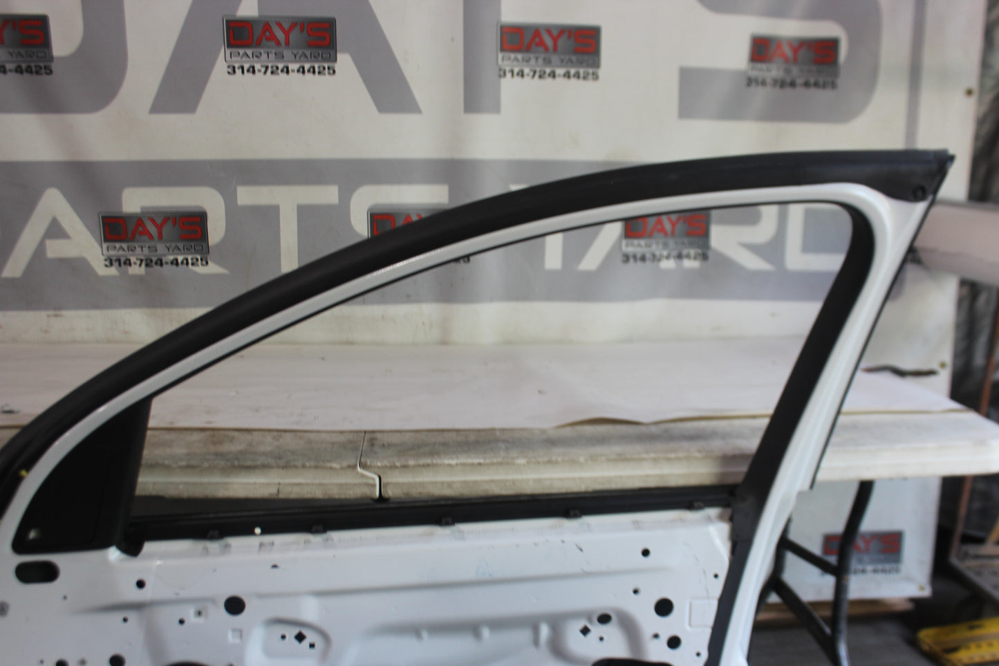 2009 Pontiac G8 GT Front RH Passenger Door OEM