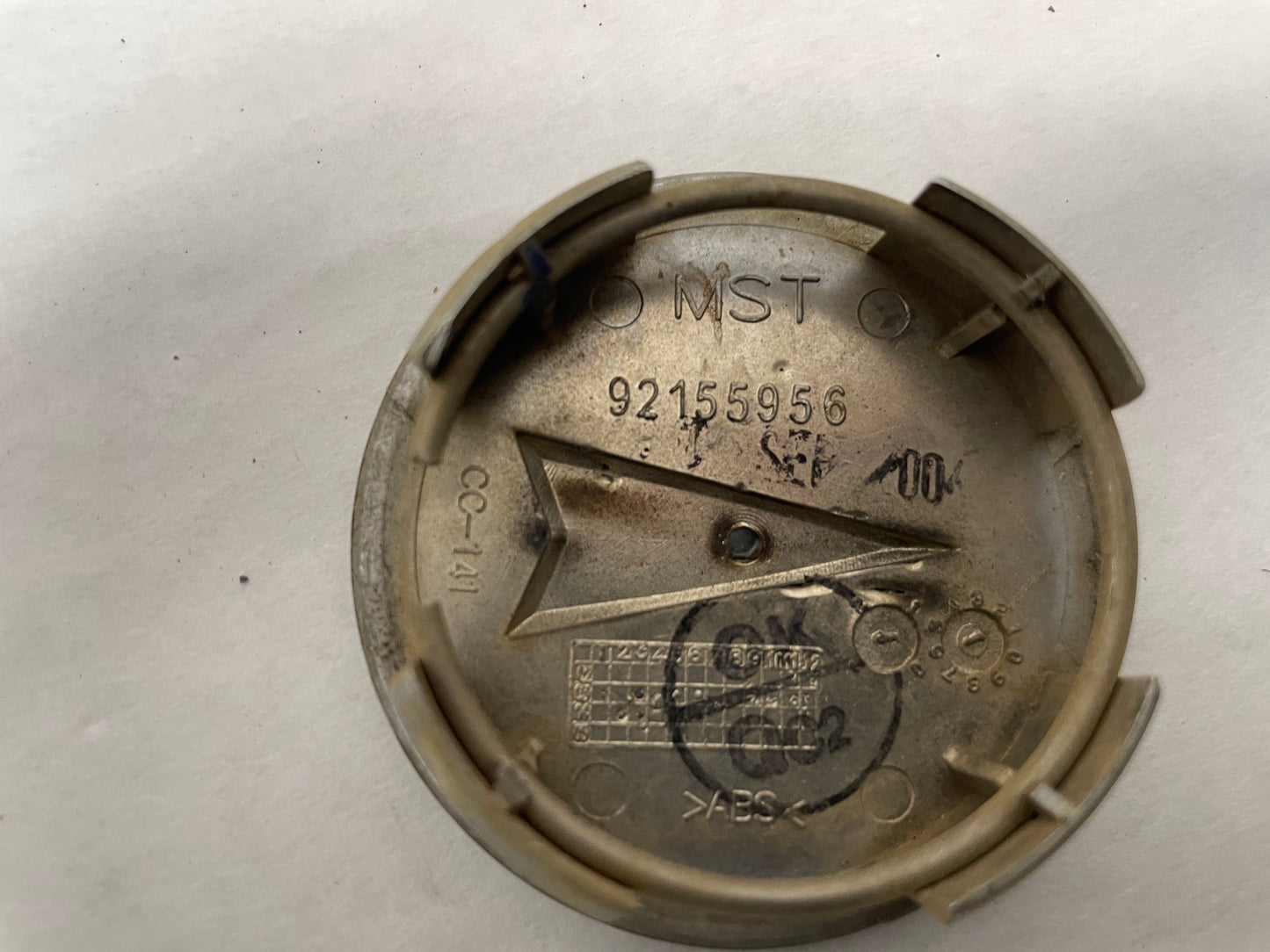 2005 Pontiac GTO Wheel Center Cap OEM