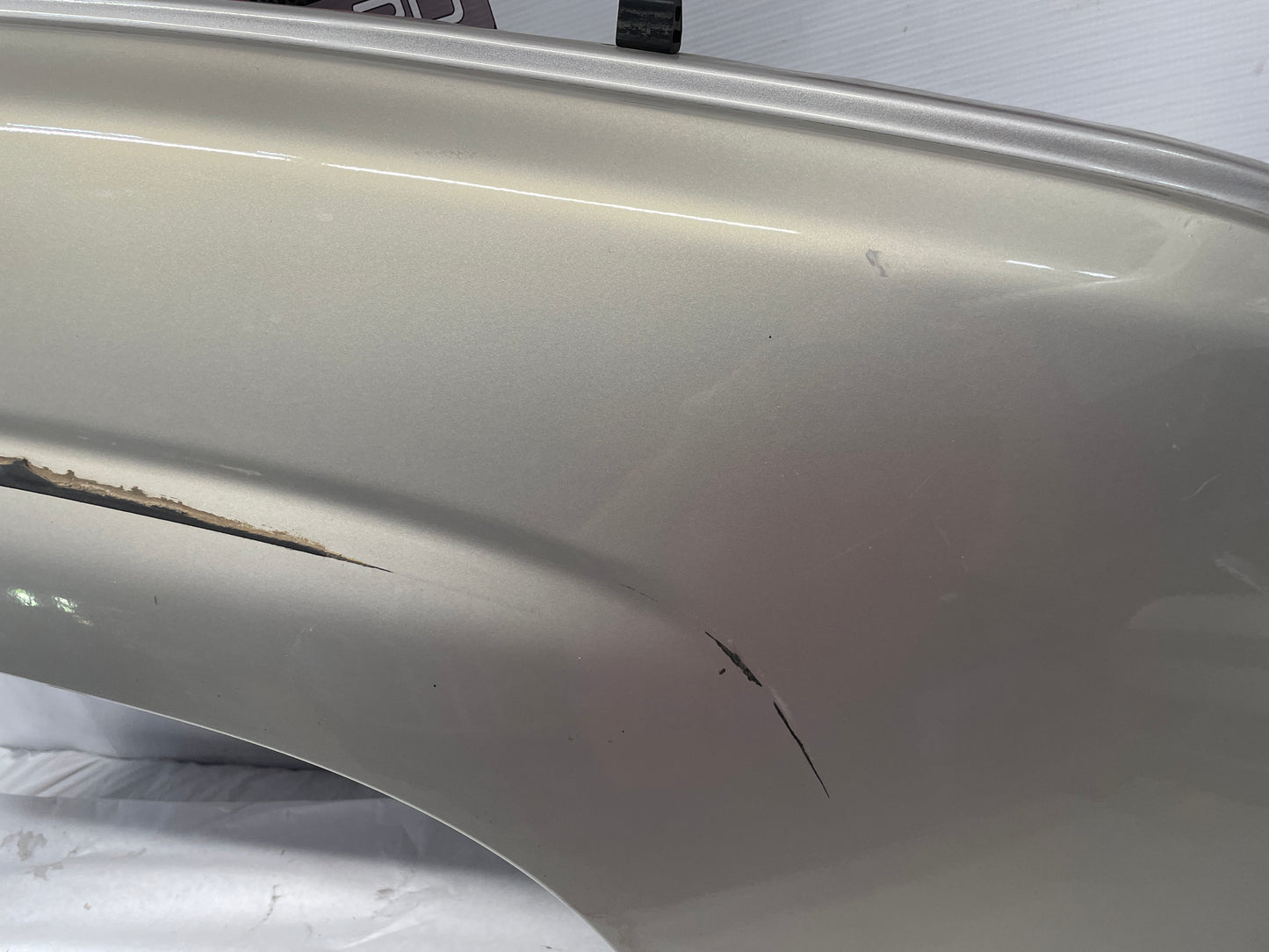 2005 Chevy Avalanche RH Passenger Fender OEM - Day's Parts Yard