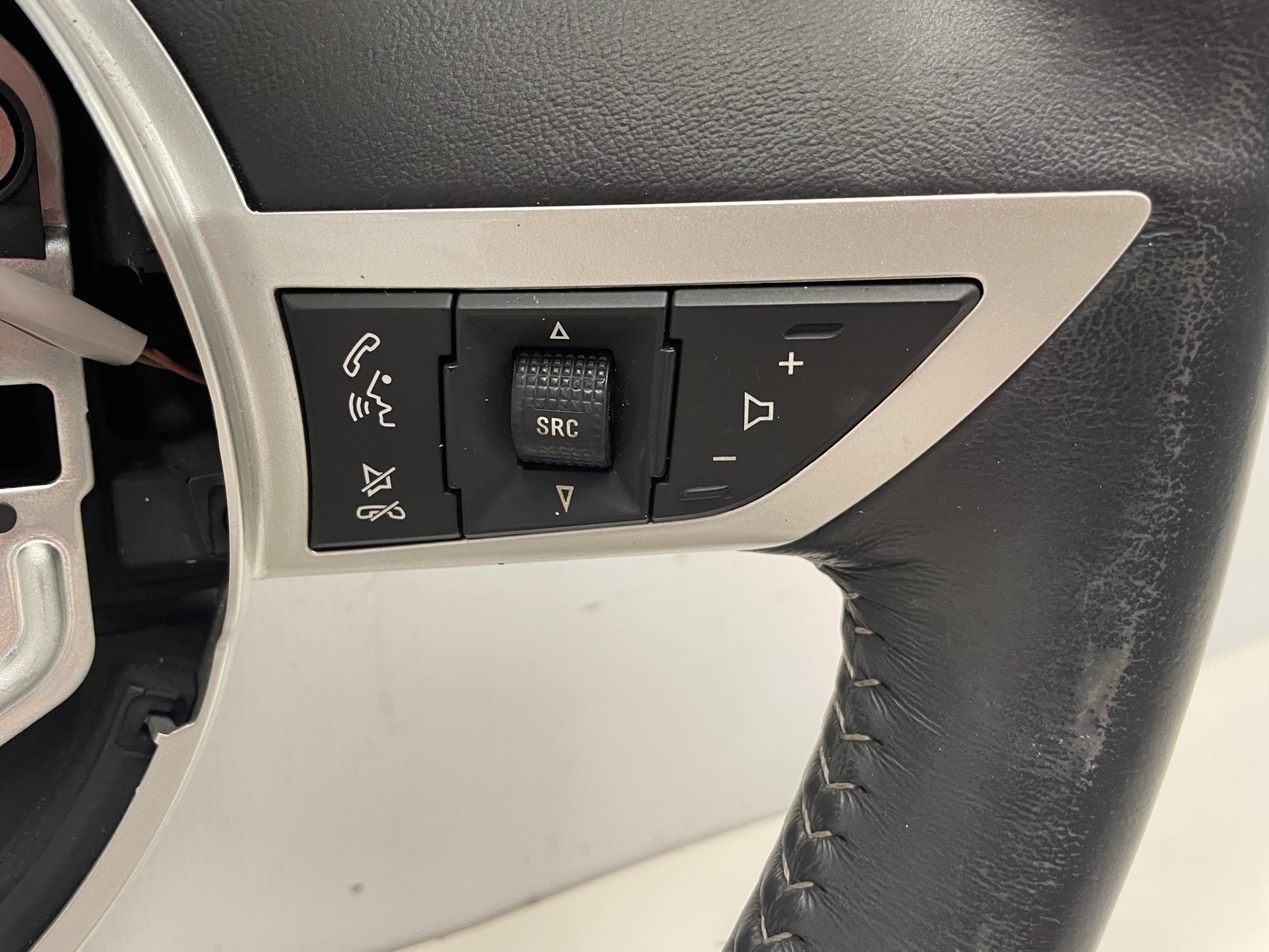 2010 Chevy Camaro SS Steering Wheel OEM - Day's Parts Yard