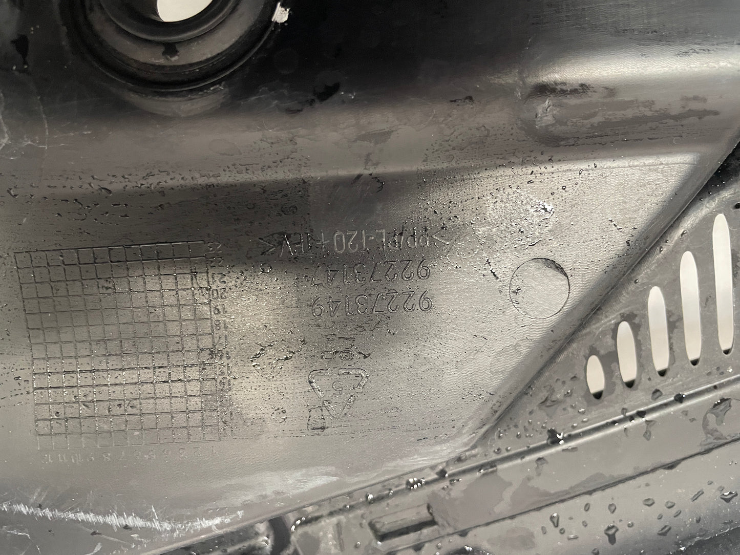 2015 Chevy SS Sedan Windshield Wiper Cowl Grille Panel OEM - Day's Parts Yard