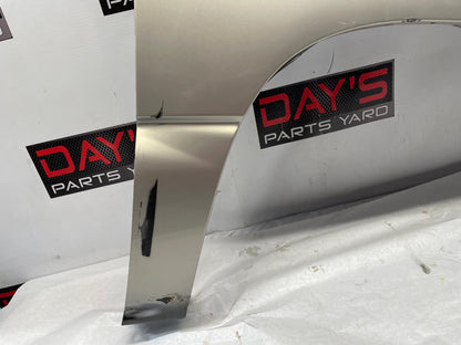 2005 Chevy Avalanche RH Passenger Fender OEM - Day's Parts Yard