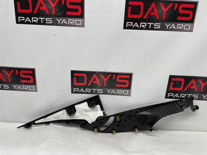 2016 Cadillac CTS-V RH Passenger Rear C Pillar Cover Trim Panel OEM