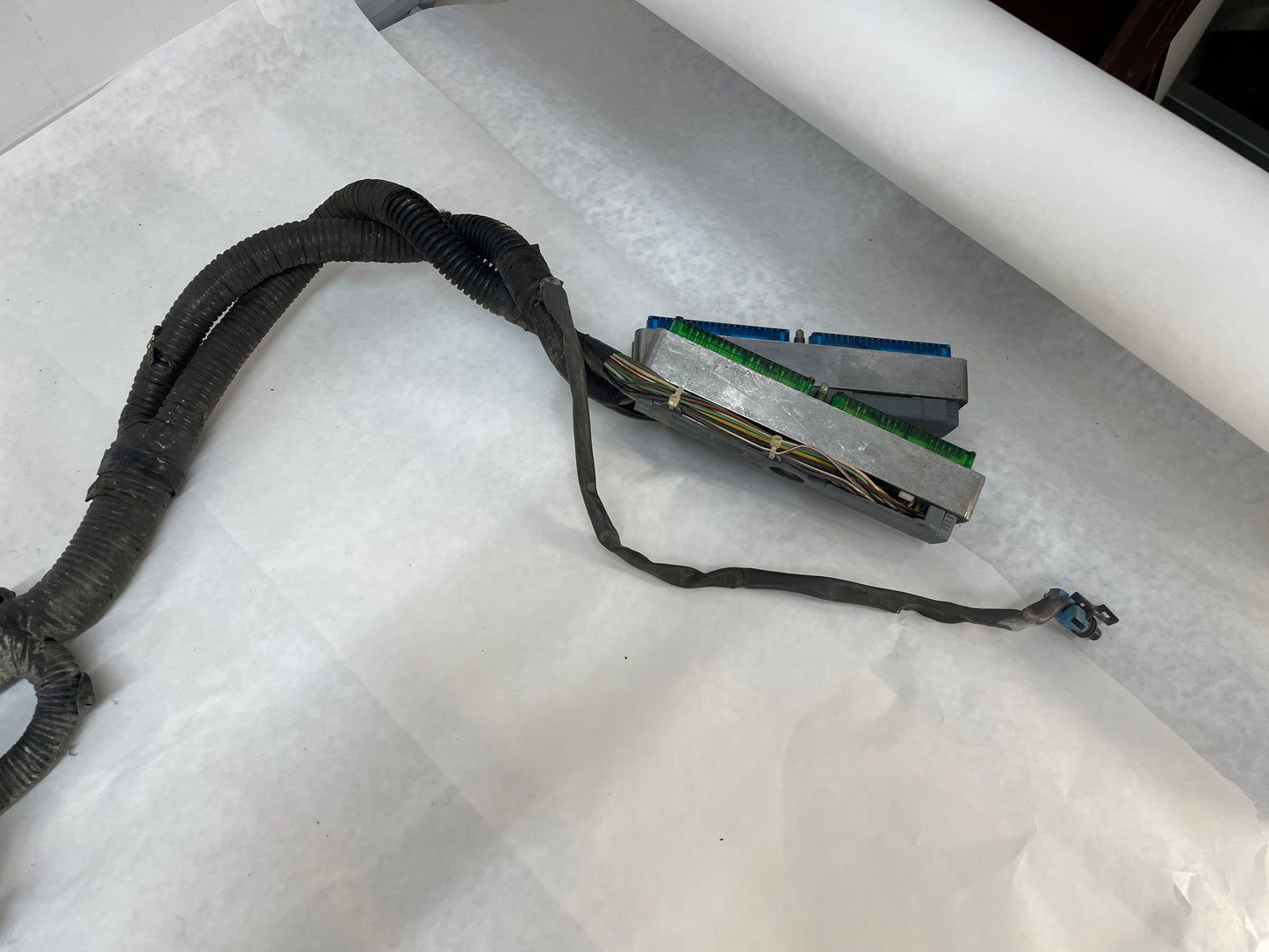 2004 Pontiac GTO Engine Motor Manual Transmission Wire Wiring Harness OEM - Day's Parts Yard