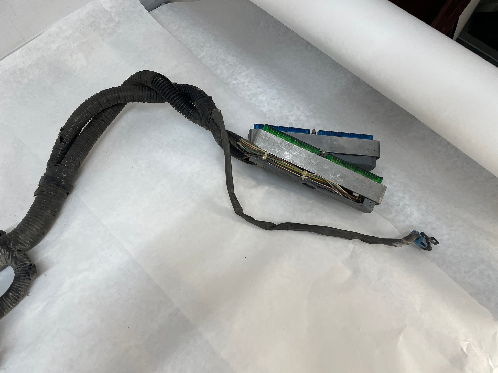 2004 Pontiac GTO Engine Motor Manual Transmission Wire Wiring Harness OEM - Day's Parts Yard