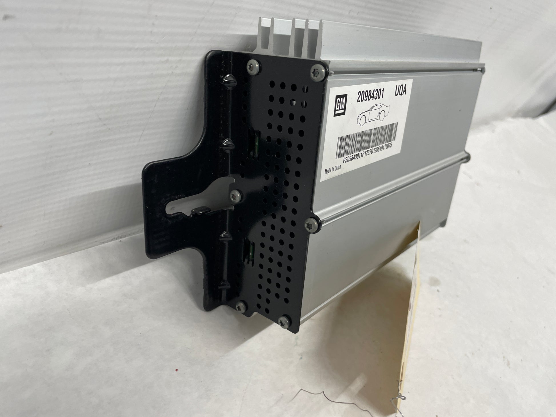 2013 Chevy Camaro ZL1 Radio Stereo Speaker Amplifier OEM - Day's Parts Yard
