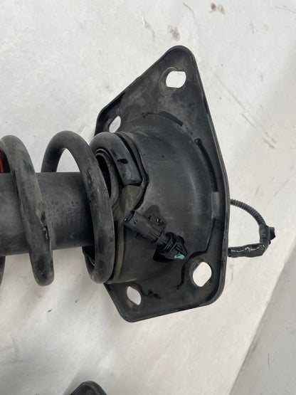 2015 Chevy SS Sedan RH & LH Rear Magnetic Ride Shocks Struts Assembly OEM - Day's Parts Yard