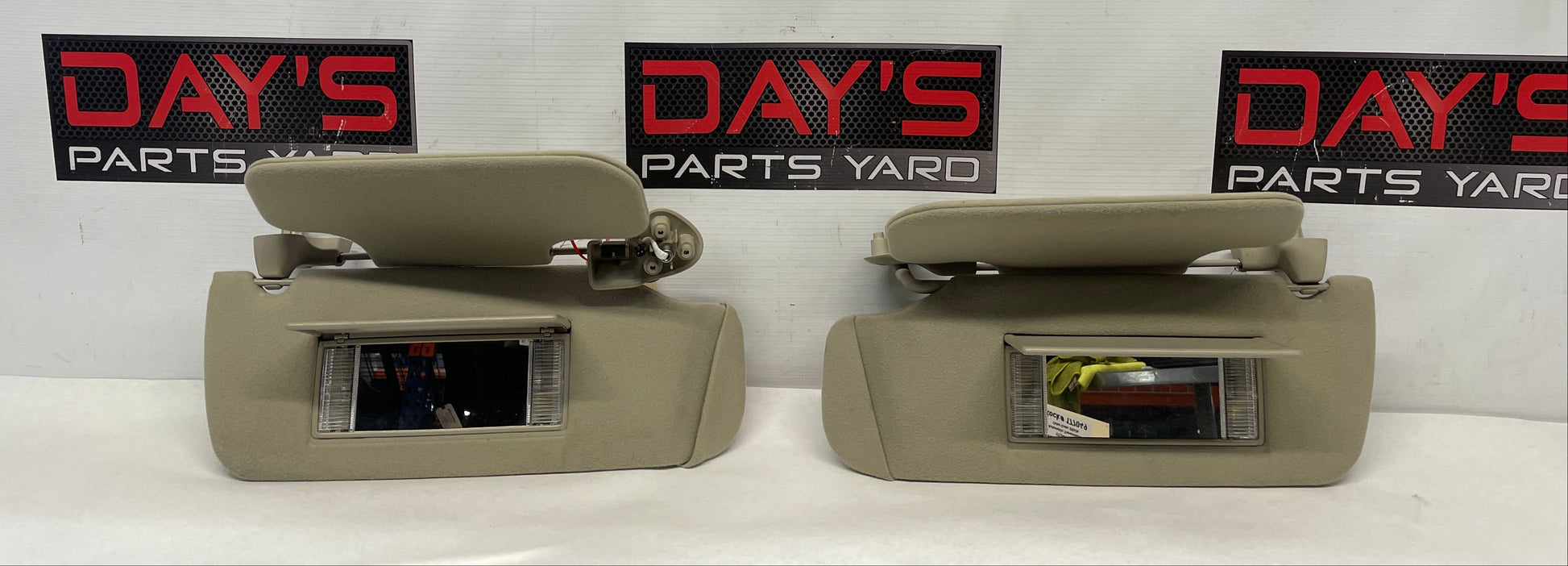 2003 Chevy Suburban RH & LH Sunvisors Sun Visors w/ Clips OEM - Day's Parts Yard