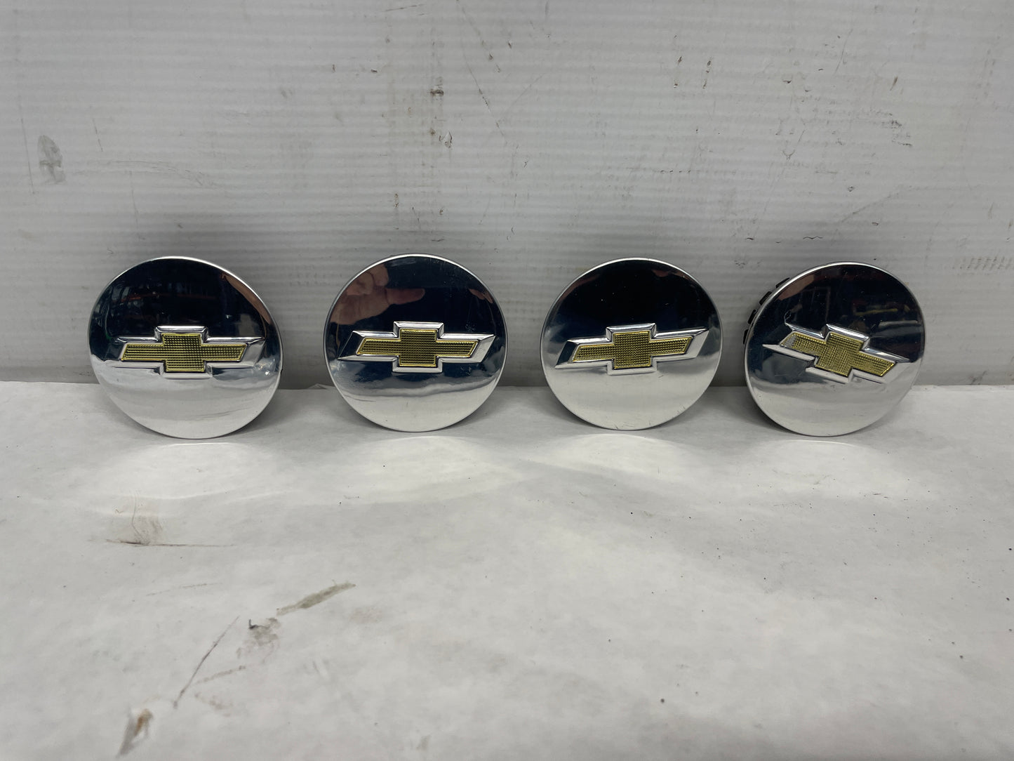 2015 Chevy SS Sedan Wheel Center Cap Set OEM - Day's Parts Yard