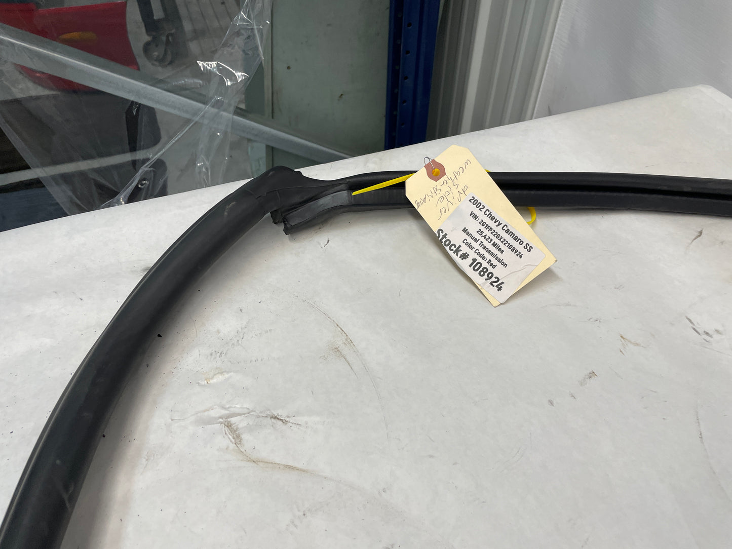2002 Chevy Camaro SS LH Driver Door T-Top Weather Strip Rubber Seal OEM - Day's Parts Yard