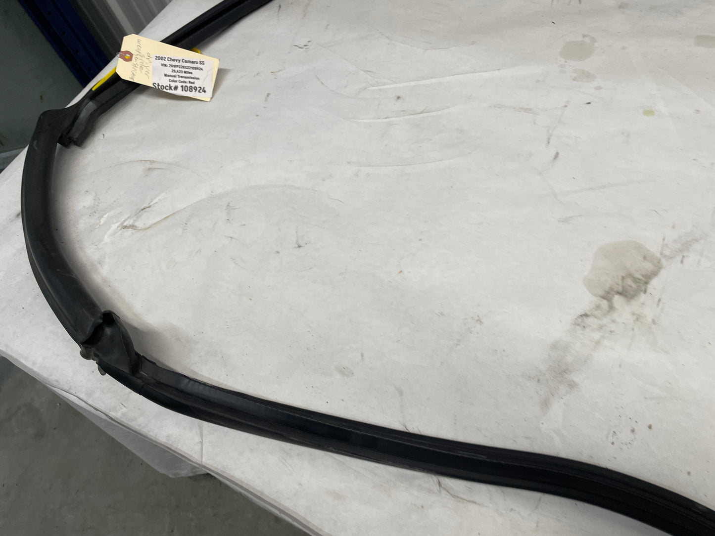 2002 Chevy Camaro SS LH Driver Door T-Top Weather Strip Rubber Seal OEM - Day's Parts Yard
