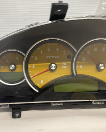 2004 Pontiac GTO Gauge Cluster Speedometer OEM