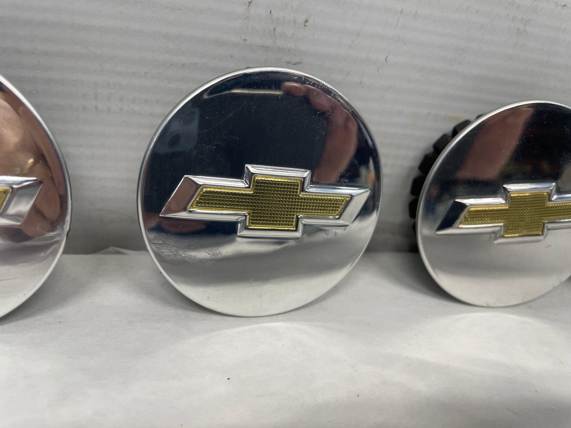 2015 Chevy SS Sedan Wheel Center Cap Set OEM - Day's Parts Yard