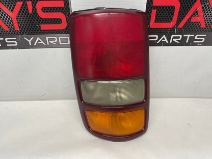 2003 Chevy Suburban RH Passenger Tail Light Taillight Assembly OEM - Day's Parts Yard