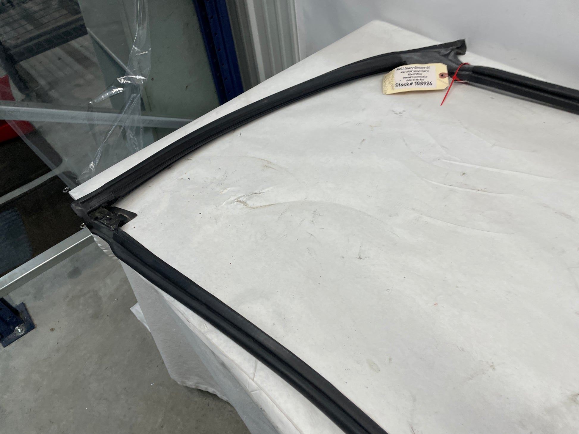 2002 Chevy Camaro SS RH Passenger Door T-Top Weather Strip Seal OEM - Day's Parts Yard