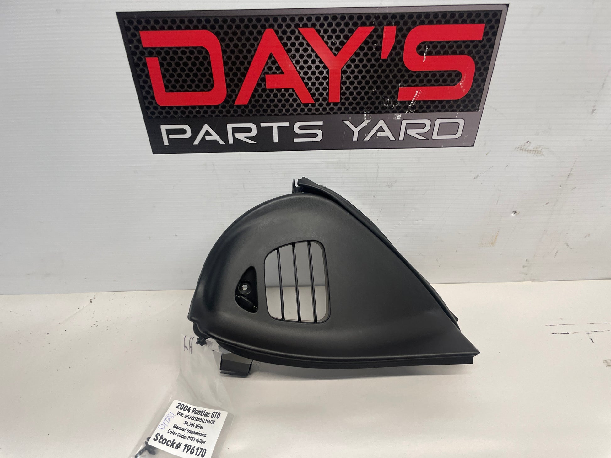 2004 Pontiac GTO LH Driver Dash End Trim Cap OEM - Day's Parts Yard