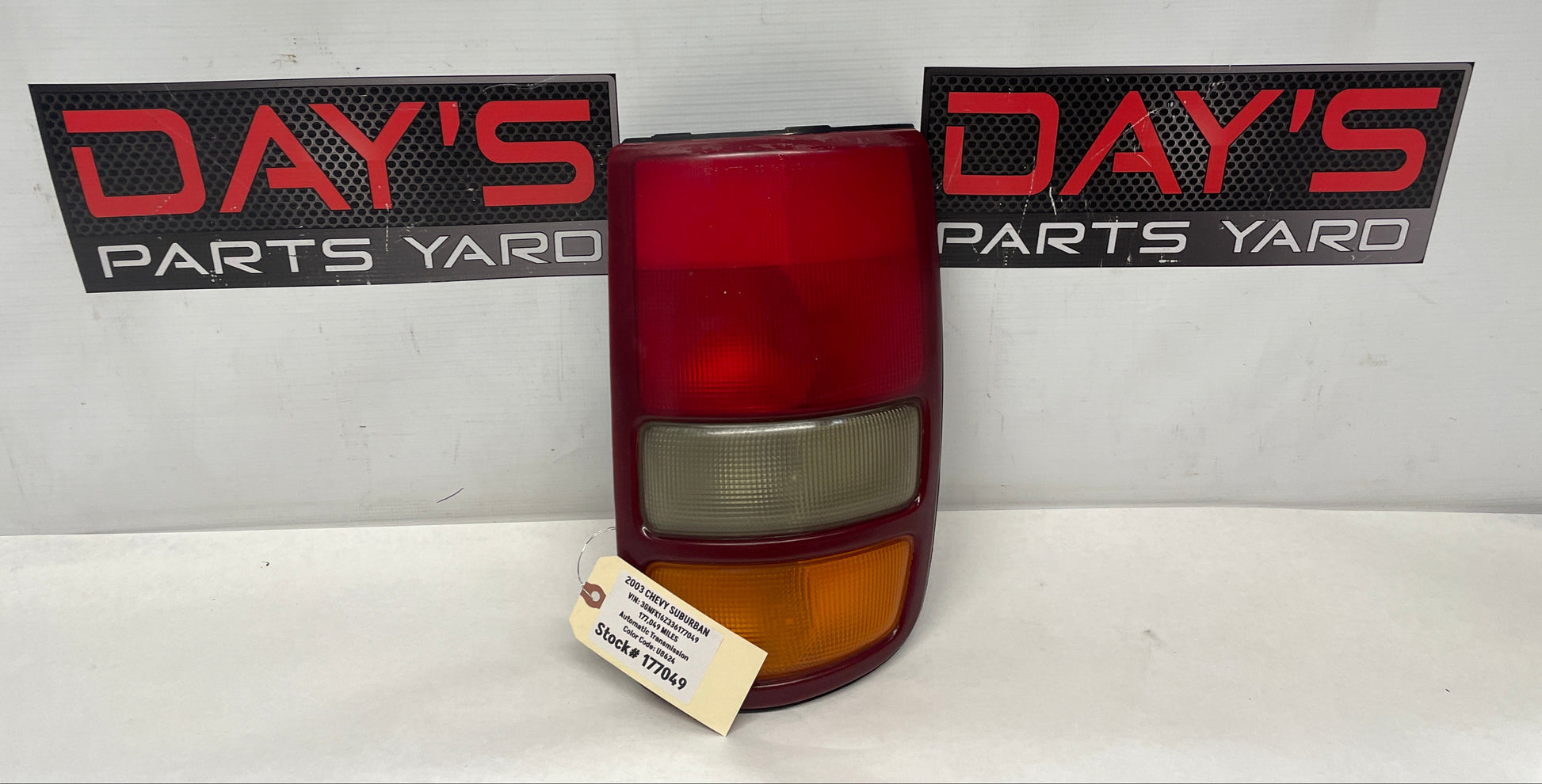 2003 Chevy Suburban LH Driver Tail Light Taillight Assembly OEM - Day's Parts Yard