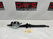 2017 Chevy Camaro SS RH Passenger Front Seat Belt Seatbelt Retractor OEM