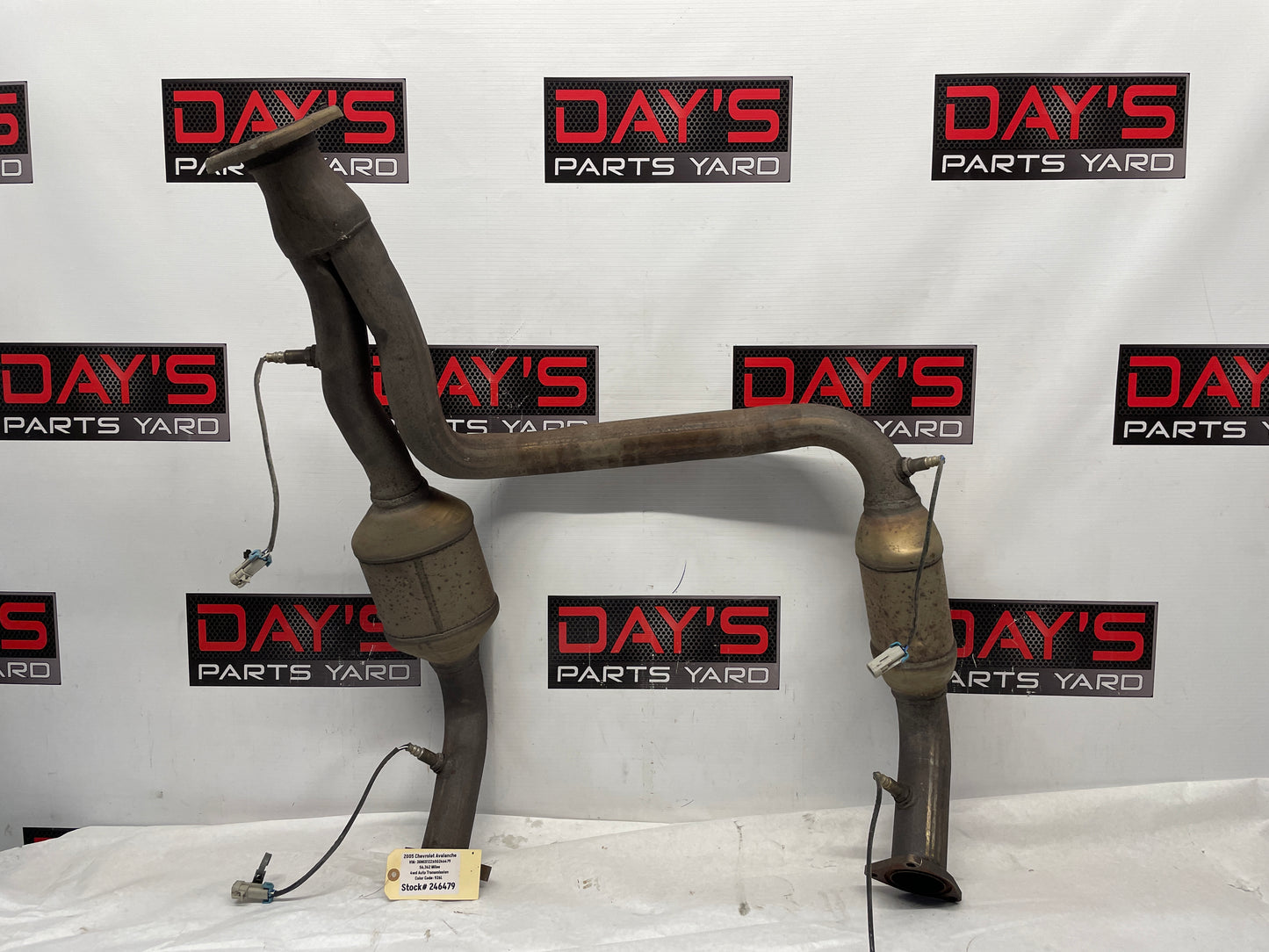 2005 Chevy Avalanche Y Pipe Exhaust OEM - Day's Parts Yard