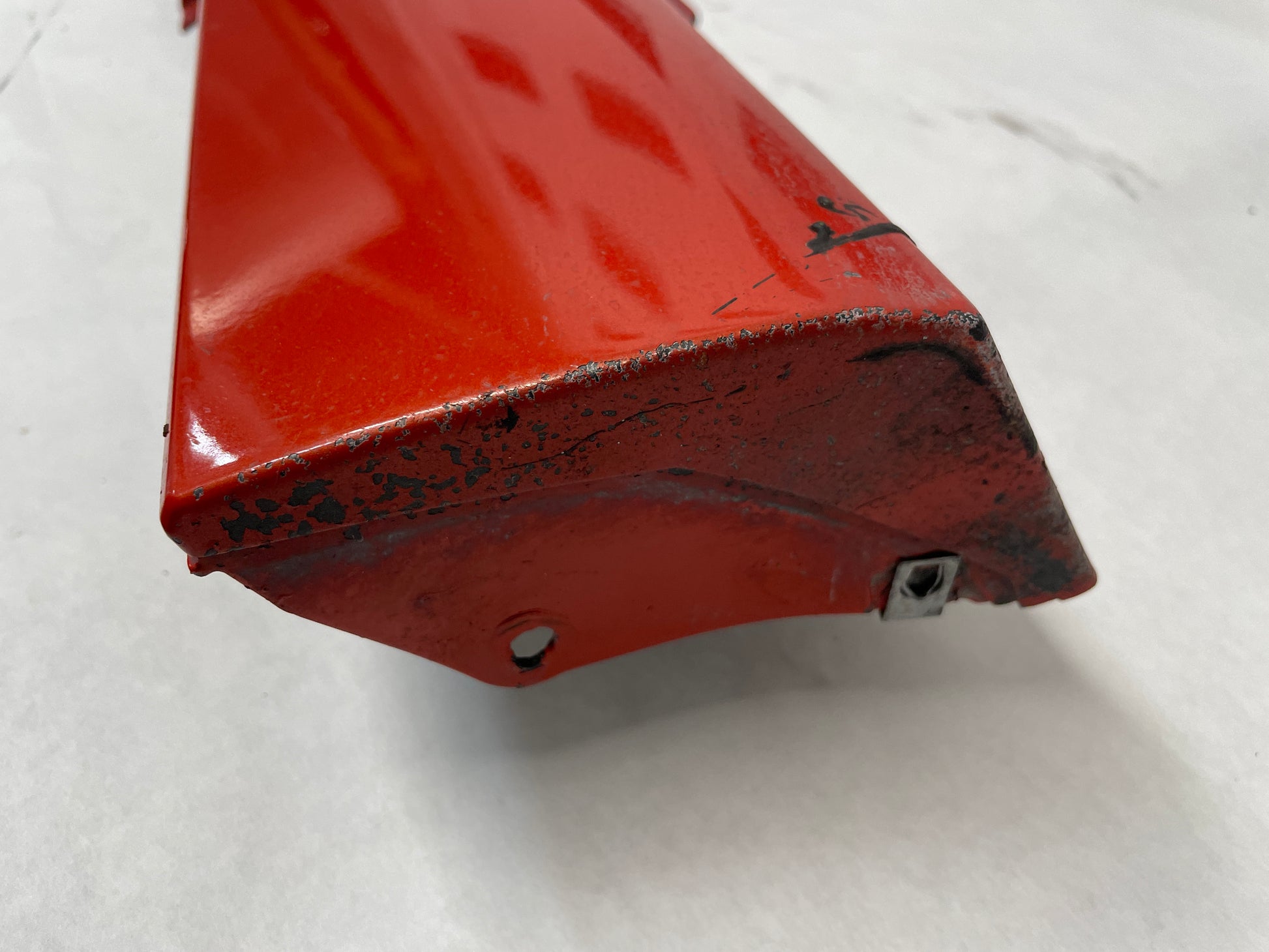 2010 Chevy Camaro SS LH Driver GFX Rocker Molding Side Skirt Panel OEM - Day's Parts Yard