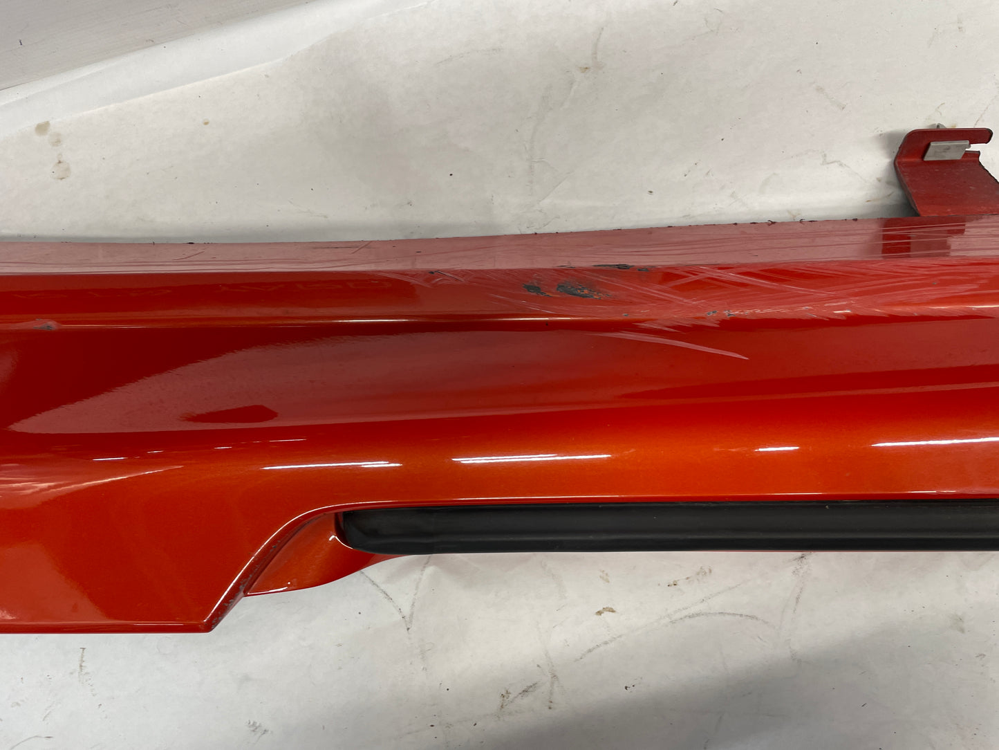 2010 Chevy Camaro SS LH Driver GFX Rocker Molding Side Skirt Panel OEM - Day's Parts Yard