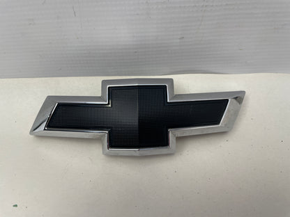 2017 Chevy Camaro SS Front Bumper Grill Emblem OEM - Day's Parts Yard