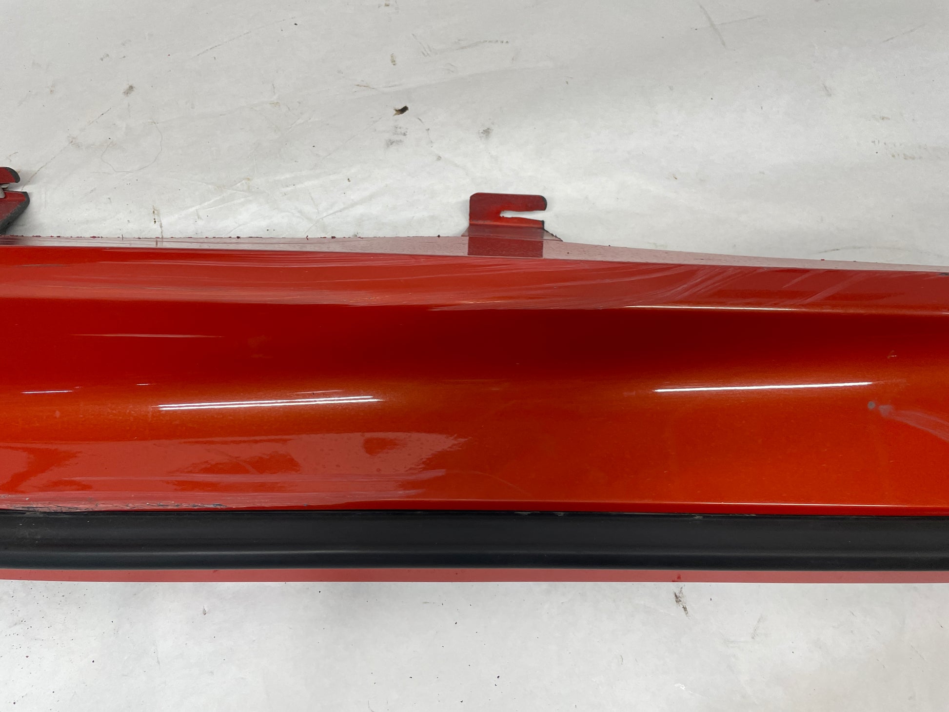 2010 Chevy Camaro SS LH Driver GFX Rocker Molding Side Skirt Panel OEM - Day's Parts Yard