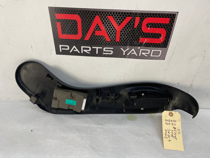 2005 Pontiac GTO LH Driver Front Power Seat Access Controls Buttons Module OEM