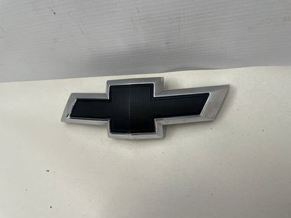 2017 Chevy Camaro SS Front Bumper Grill Emblem OEM - Day's Parts Yard