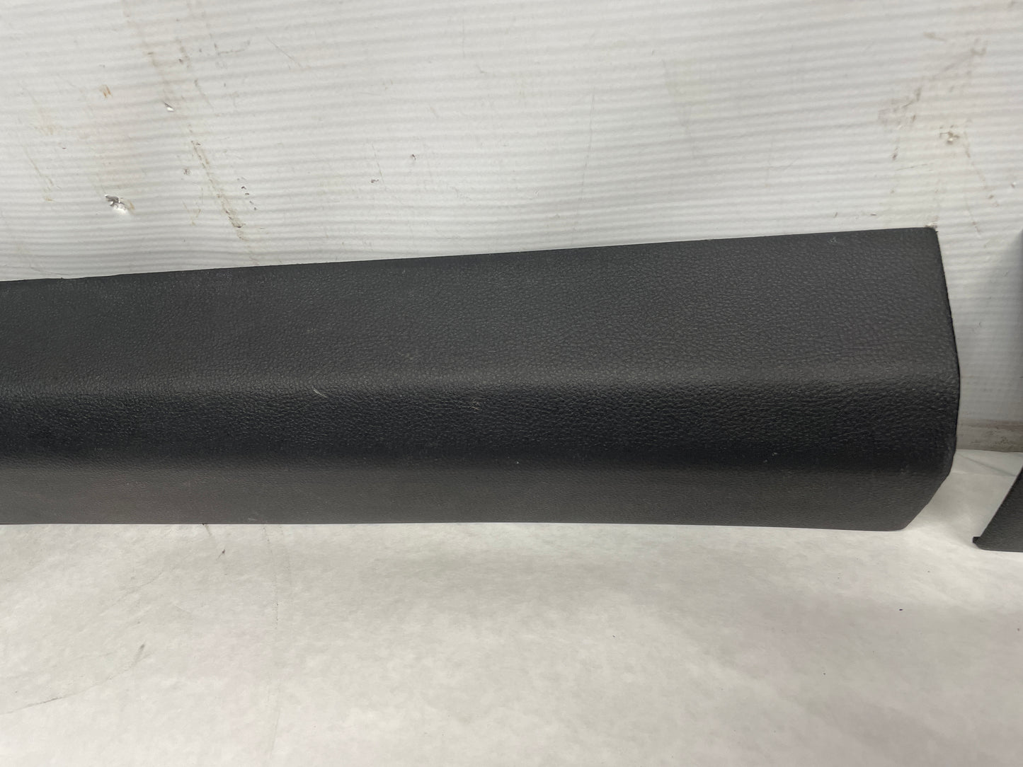 2015 Chevy SS Sedan RH & LH Front Interior Carpet Retainer Sill Moldings Trim OEM - Day's Parts Yard