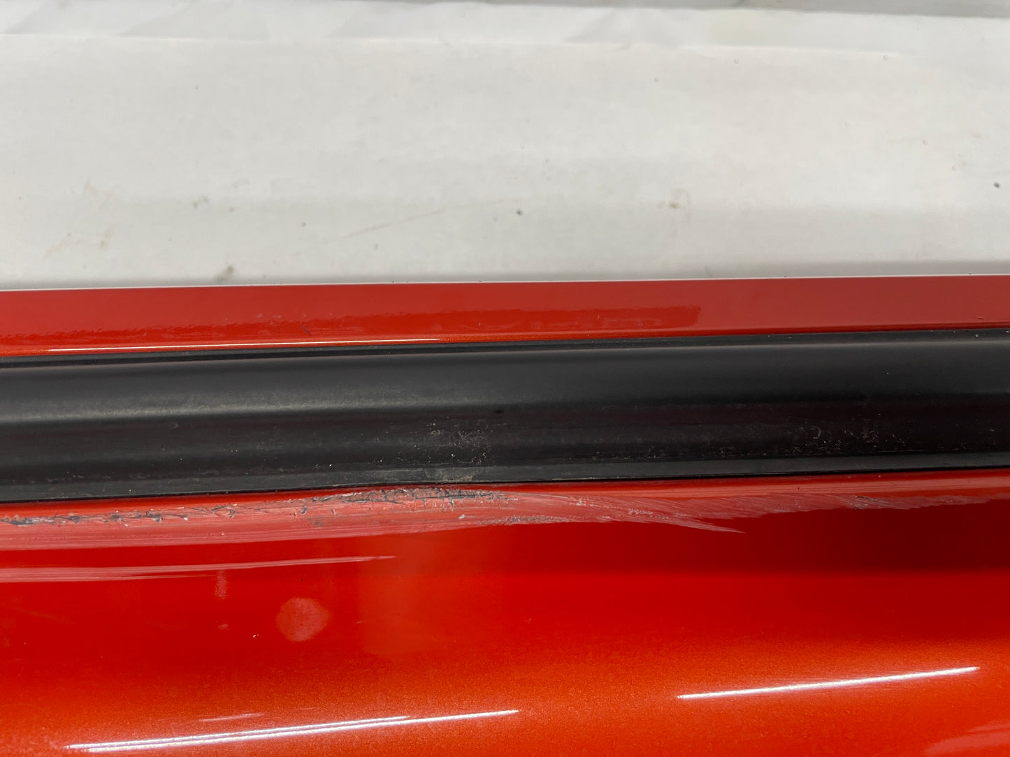 2010 Chevy Camaro SS LH Driver GFX Rocker Molding Side Skirt Panel OEM - Day's Parts Yard