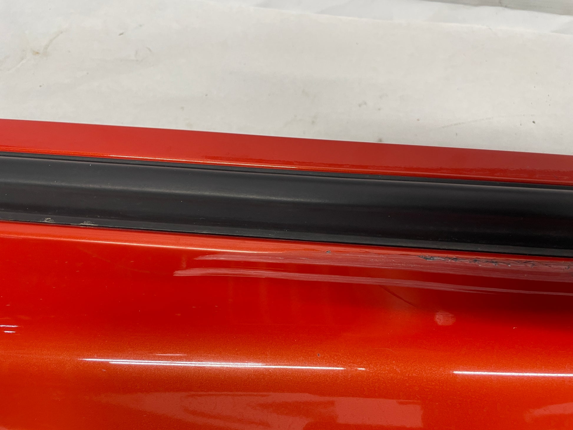 2010 Chevy Camaro SS LH Driver GFX Rocker Molding Side Skirt Panel OEM - Day's Parts Yard
